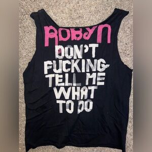 Y2K Thrashed Robyn Black Graphic Concert Tour Tee Medium